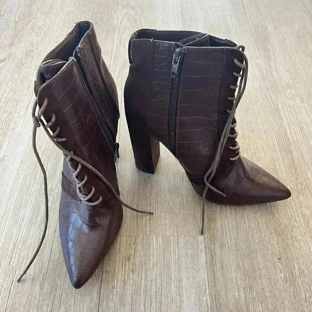 Womens ShoeDazzle Brown Ereni Boot - 8